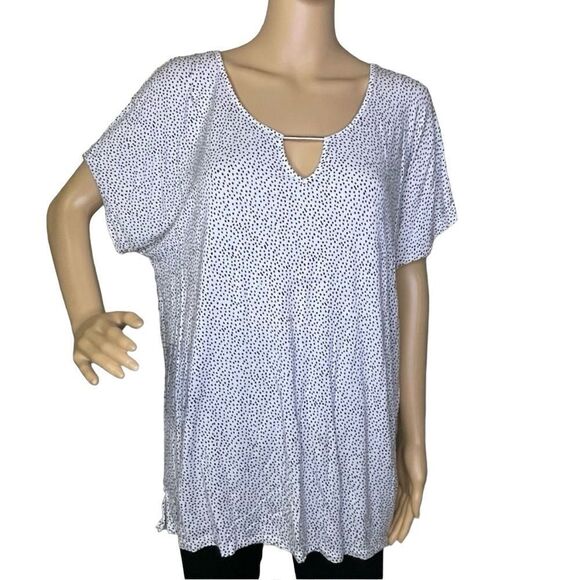 Jaclyn Smith Short Sleeve Spotted Blouse Black and White Size XL - Picture 1 of 12